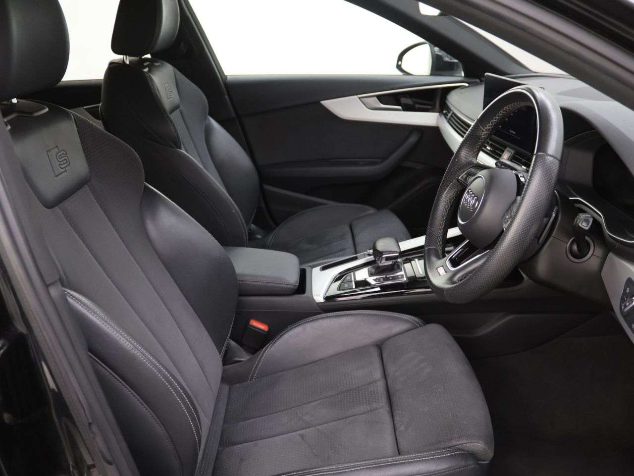 2022 AUDI A4 AVANT 2022 AUDI A4 AVANT