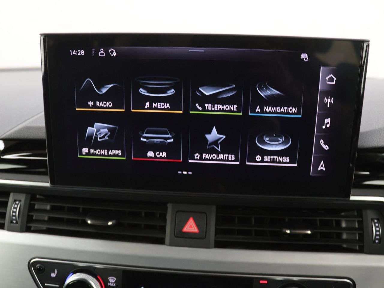 2022 AUDI A4 AVANT 2022 AUDI A4 AVANT