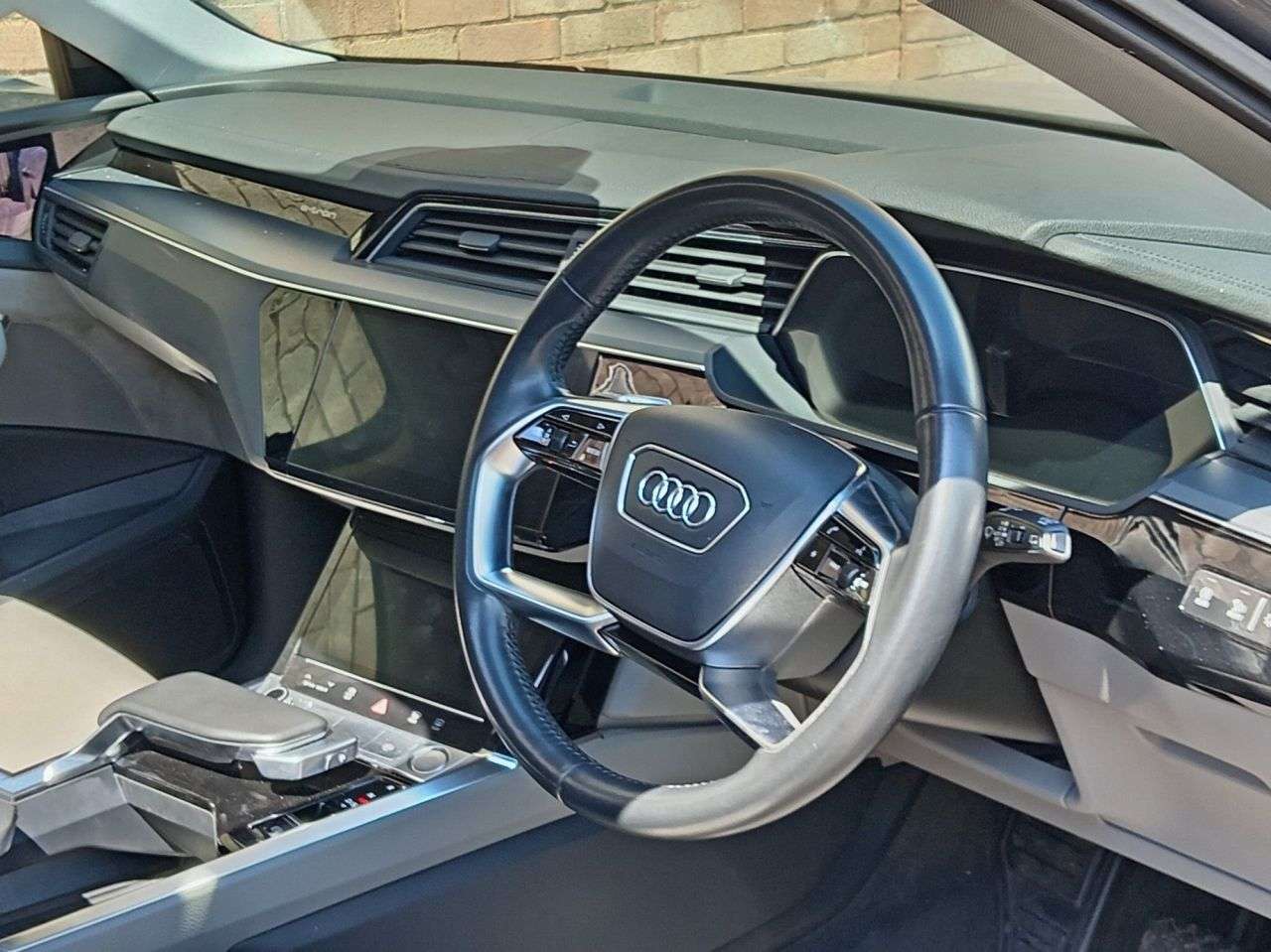 2019 AUDI E-TRON 2019 AUDI E-TRON