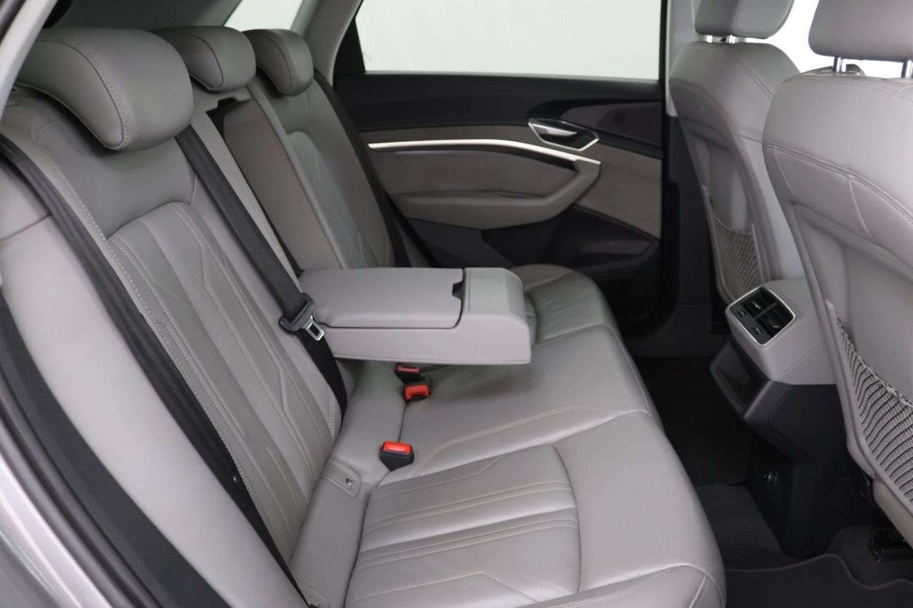 2019 AUDI E-TRON 2019 AUDI E-TRON