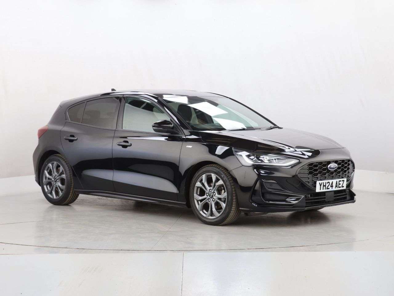 A 2024 FORD FOCUS 1.0T EcoBoost MHEV ST-Line Hatchback 5dr Petrol Hybrid Manual Euro 6 (s/s) A 2024 FORD FOCUS 1.0T EcoBoost MHEV ST-Line Hatchback 5dr Petrol Hybrid Manual Euro 6 (s/s)