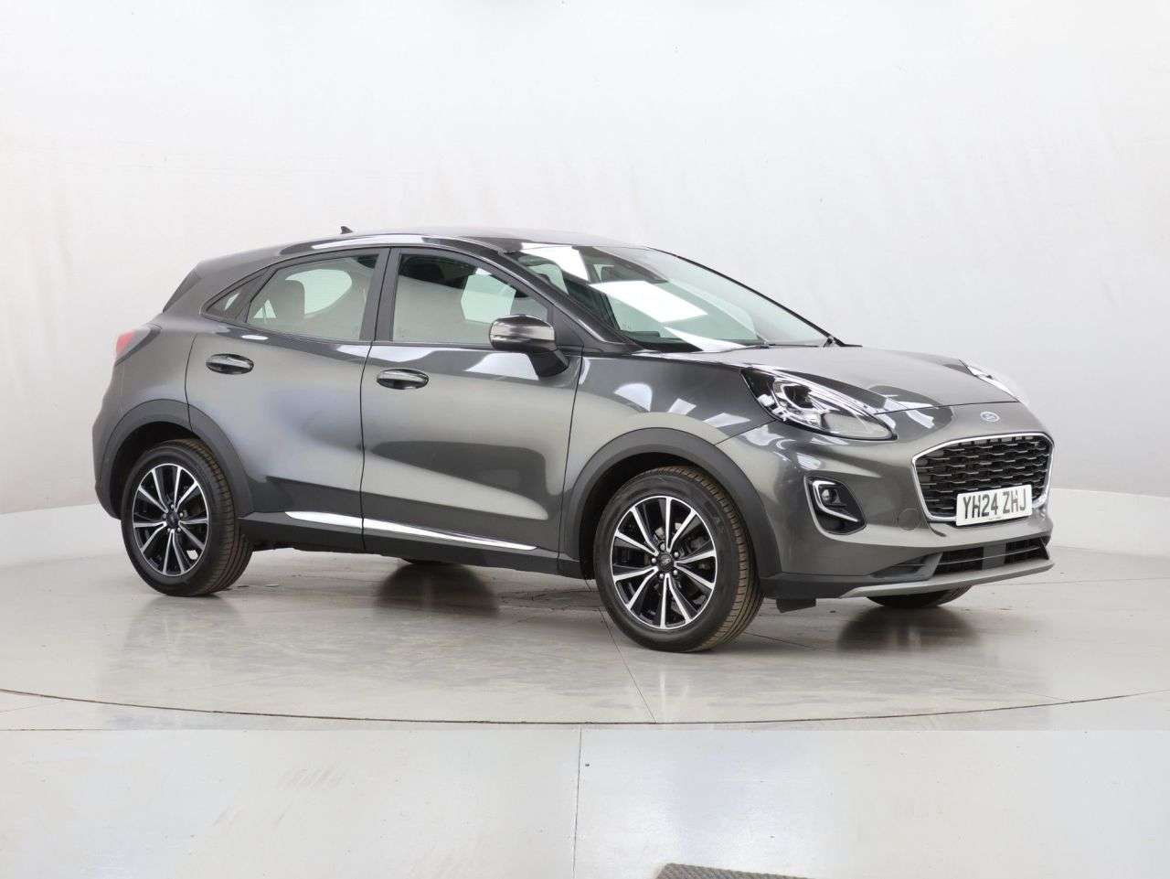 A 2024 FORD PUMA 1.0T EcoBoost MHEV Titanium SUV 5dr Petrol Hybrid DCT Euro 6 (s/s) (125 ps) A 2024 FORD PUMA 1.0T EcoBoost MHEV Titanium SUV 5dr Petrol Hybrid DCT Euro 6 (s/s) (125 ps)