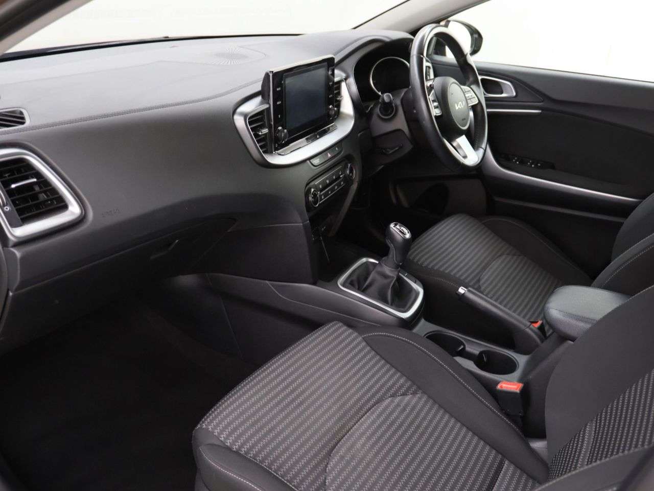 2022 KIA XCEED 2022 KIA XCEED