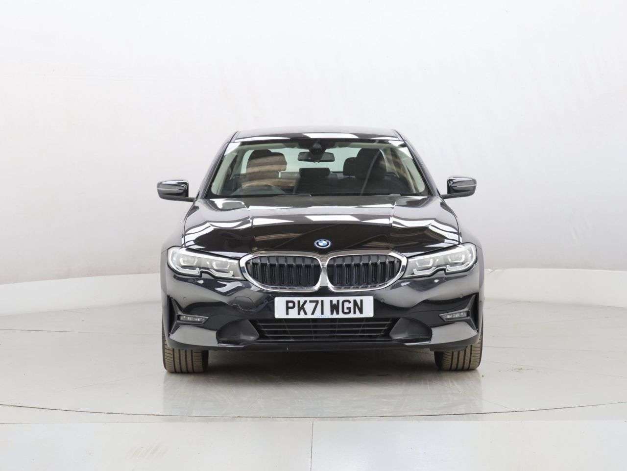 A 2021 BMW 3 SERIES 2.0 330e 12kWh SE Pro Saloon 4dr Petrol Plug-in Hybrid Auto Euro 6 (s/s) (2 A 2021 BMW 3 SERIES 2.0 330e 12kWh SE Pro Saloon 4dr Petrol Plug-in Hybrid Auto Euro 6 (s/s) (2