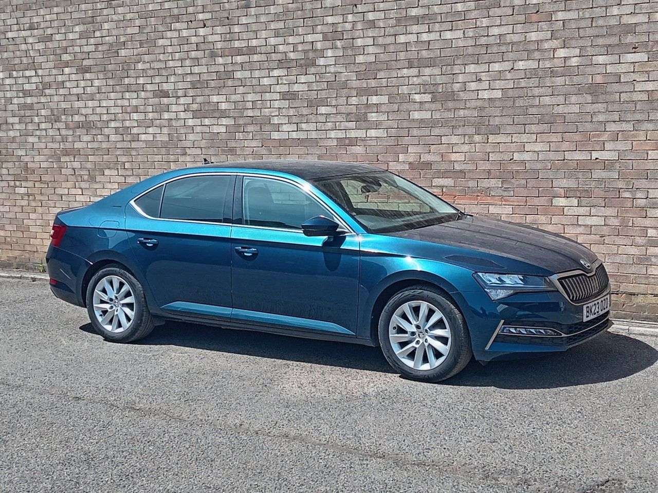 A 2023 SKODA SUPERB 1.4 TSI iV 13kWh SE Technology Hatchback 5dr Petrol Plug-in Hybrid DSG Euro A 2023 SKODA SUPERB 1.4 TSI iV 13kWh SE Technology Hatchback 5dr Petrol Plug-in Hybrid DSG Euro