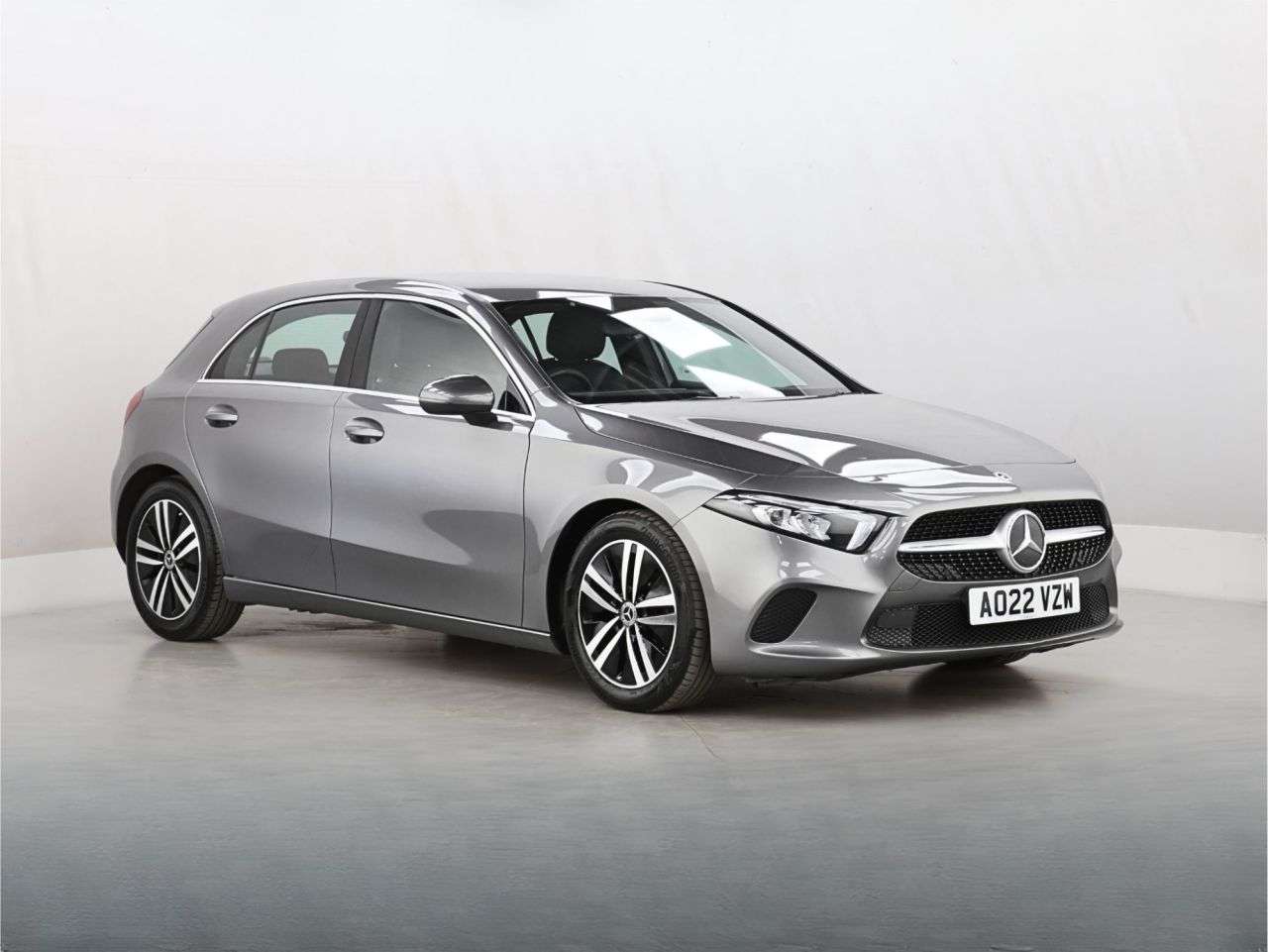 A 2022 MERCEDES-BENZ A CLASS 1.3 A180 Sport Hatchback 5dr Petrol 7G-DCT Euro 6 (s/s) (136 ps) A 2022 MERCEDES-BENZ A CLASS 1.3 A180 Sport Hatchback 5dr Petrol 7G-DCT Euro 6 (s/s) (136 ps)