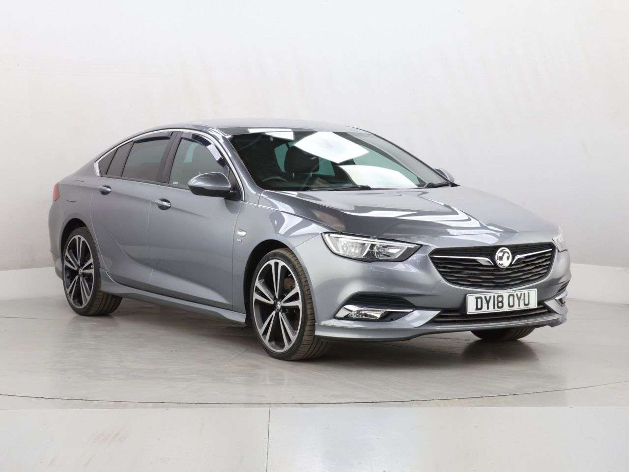 A 2018 VAUXHALL INSIGNIA 2.0 Turbo D BlueInjection SRi VX Line Nav Grand Sport 5dr Diesel Manual Eur A 2018 VAUXHALL INSIGNIA 2.0 Turbo D BlueInjection SRi VX Line Nav Grand Sport 5dr Diesel Manual Eur