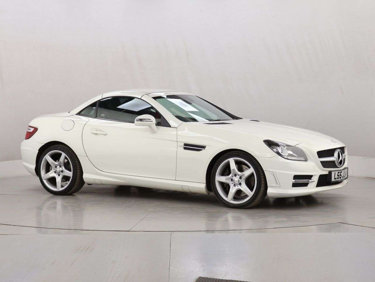 A 2012 MERCEDES-BENZ SLK 2.1 SLK250 CDI BlueEfficiency AMG Sport Convertible 2dr Diesel G-Tronic+ Eu A 2012 MERCEDES-BENZ SLK 2.1 SLK250 CDI BlueEfficiency AMG Sport Convertible 2dr Diesel G-Tronic+ Eu