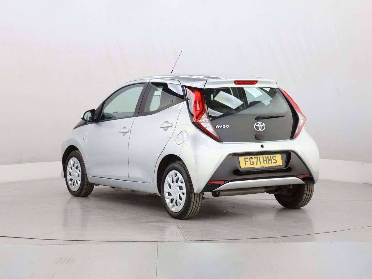 2021 TOYOTA AYGO 2021 TOYOTA AYGO