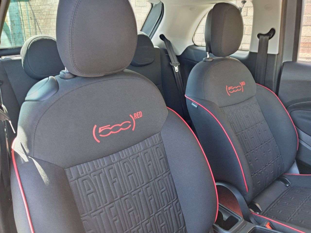 A 2023 FIAT 500E 24kWh RED Hatchback 3dr Electric Auto (95 ps) A 2023 FIAT 500E 24kWh RED Hatchback 3dr Electric Auto (95 ps)