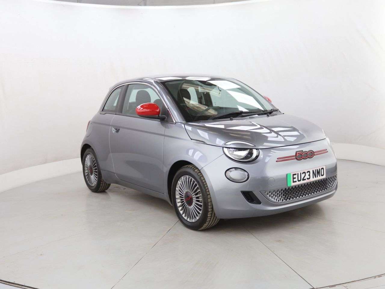 A 2023 FIAT 500E 24kWh RED Hatchback 3dr Electric Auto (95 ps) A 2023 FIAT 500E 24kWh RED Hatchback 3dr Electric Auto (95 ps)