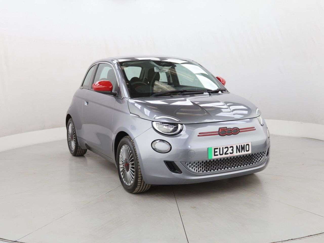 A 2023 FIAT 500E 24kWh RED Hatchback 3dr Electric Auto (95 ps) A 2023 FIAT 500E 24kWh RED Hatchback 3dr Electric Auto (95 ps)