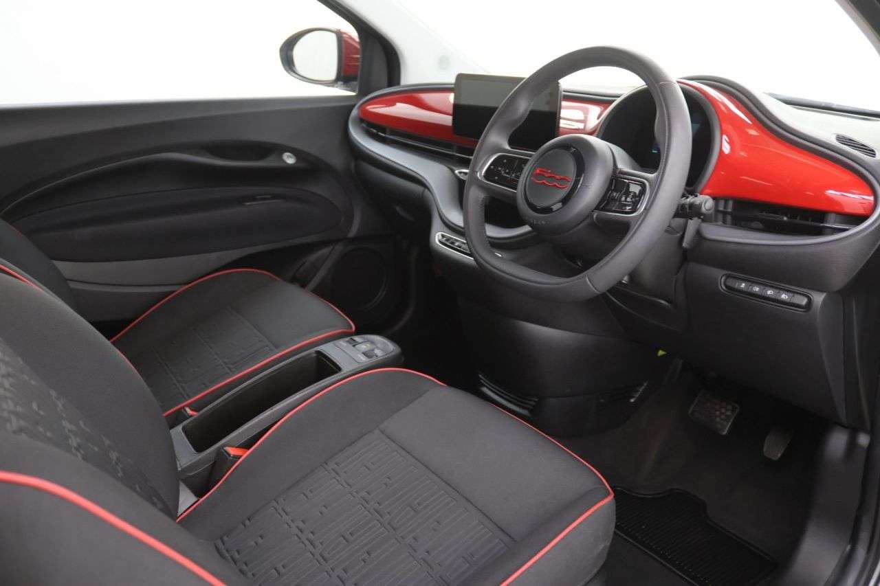 2023 FIAT 500E 2023 FIAT 500E