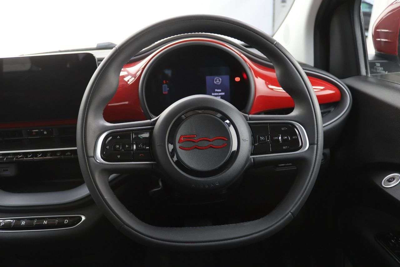 2023 FIAT 500E 2023 FIAT 500E