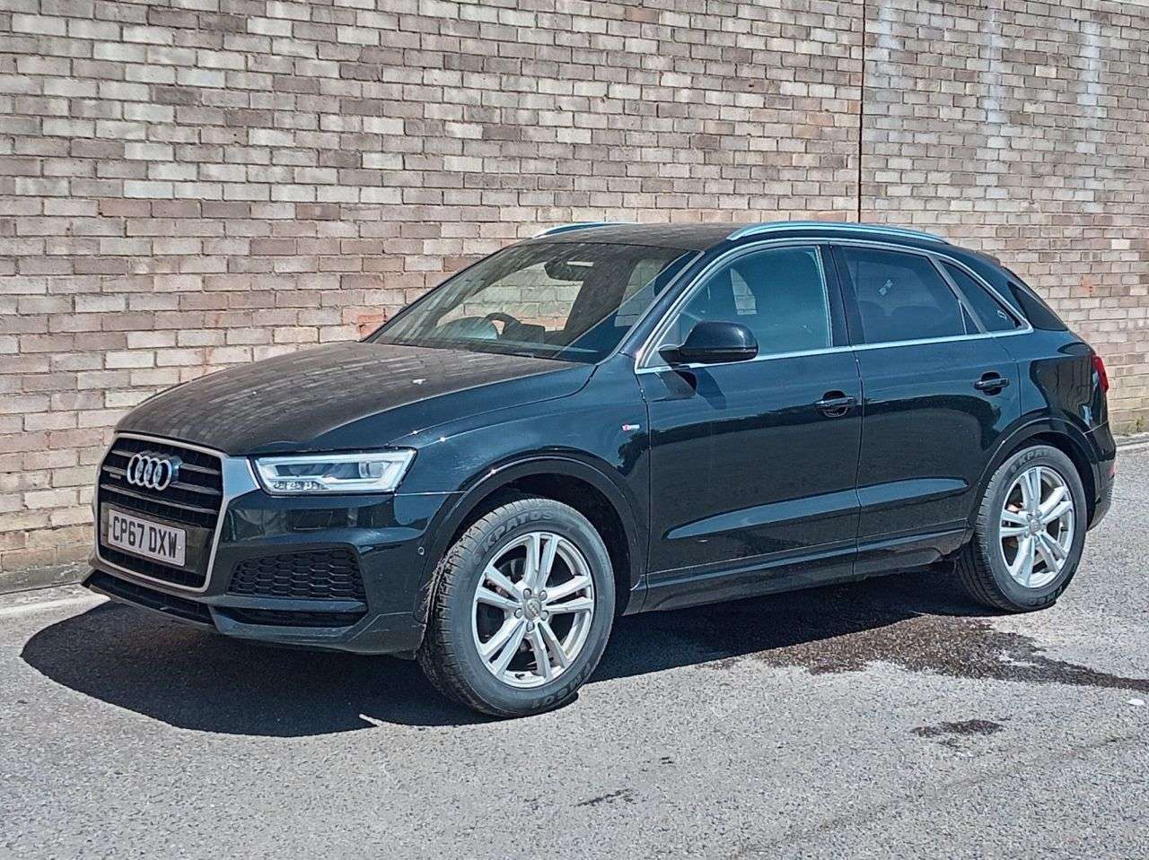 A 2018 AUDI Q3 2.0 TDI S line Edition SUV 5dr Diesel S Tronic quattro Euro 6 (s/s) (150 ps A 2018 AUDI Q3 2.0 TDI S line Edition SUV 5dr Diesel S Tronic quattro Euro 6 (s/s) (150 ps