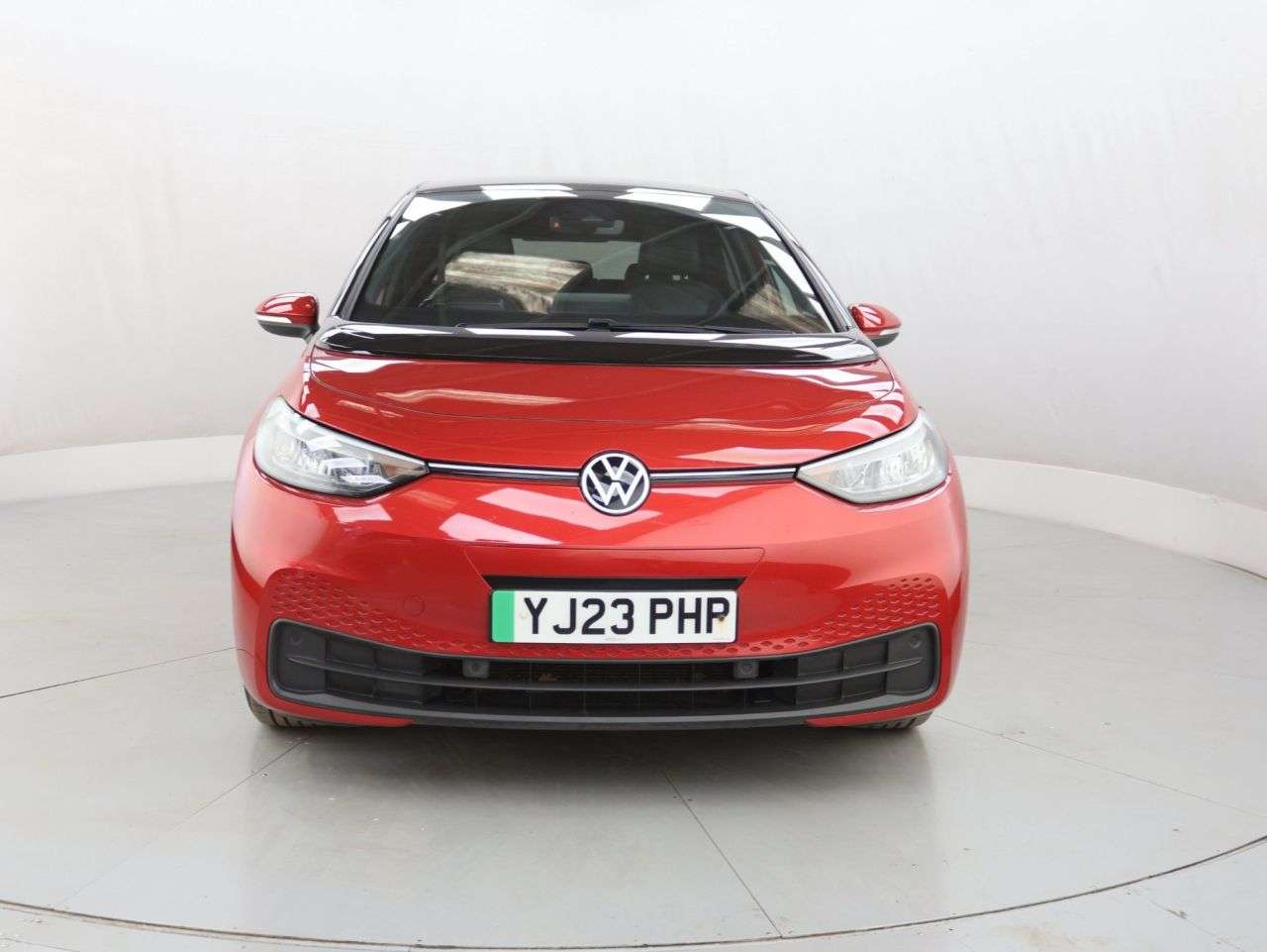 A 2023 VOLKSWAGEN ID3 Pro Performance 58kWh Life Hatchback 5dr Electric Auto (204 ps) A 2023 VOLKSWAGEN ID3 Pro Performance 58kWh Life Hatchback 5dr Electric Auto (204 ps)