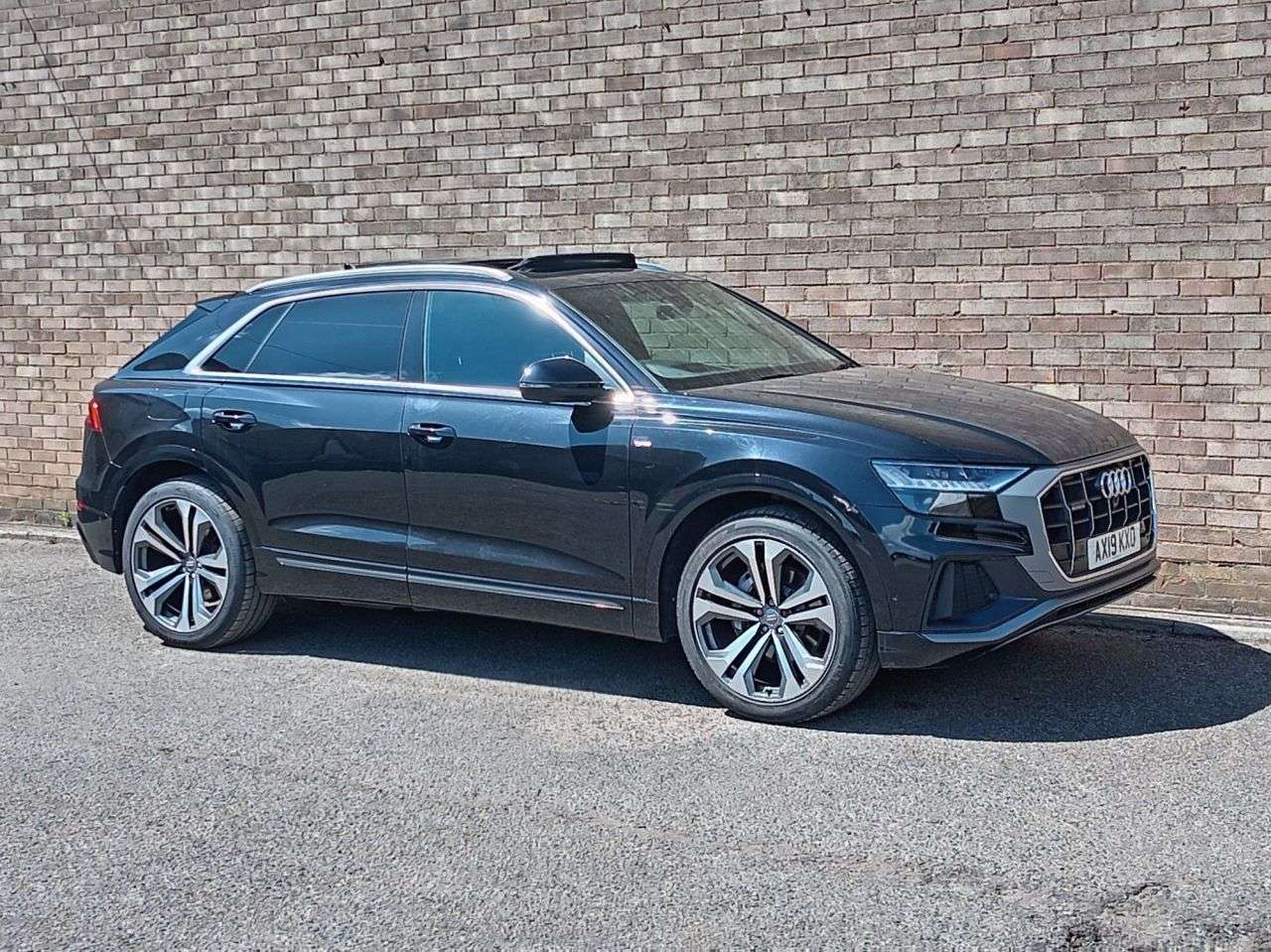 A 2019 AUDI Q8 3.0 TDI V6 50 S line SUV 5dr Diesel Tiptronic quattro Euro 6 (s/s) (286 ps) A 2019 AUDI Q8 3.0 TDI V6 50 S line SUV 5dr Diesel Tiptronic quattro Euro 6 (s/s) (286 ps)