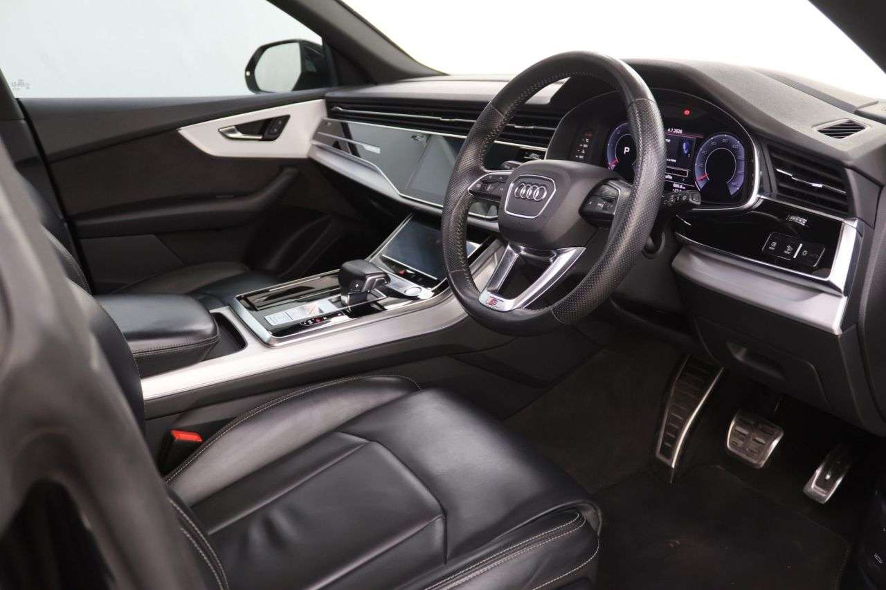 2019 AUDI Q8 2019 AUDI Q8