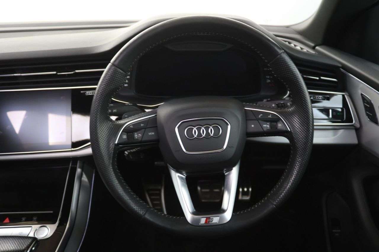 2019 AUDI Q8 2019 AUDI Q8