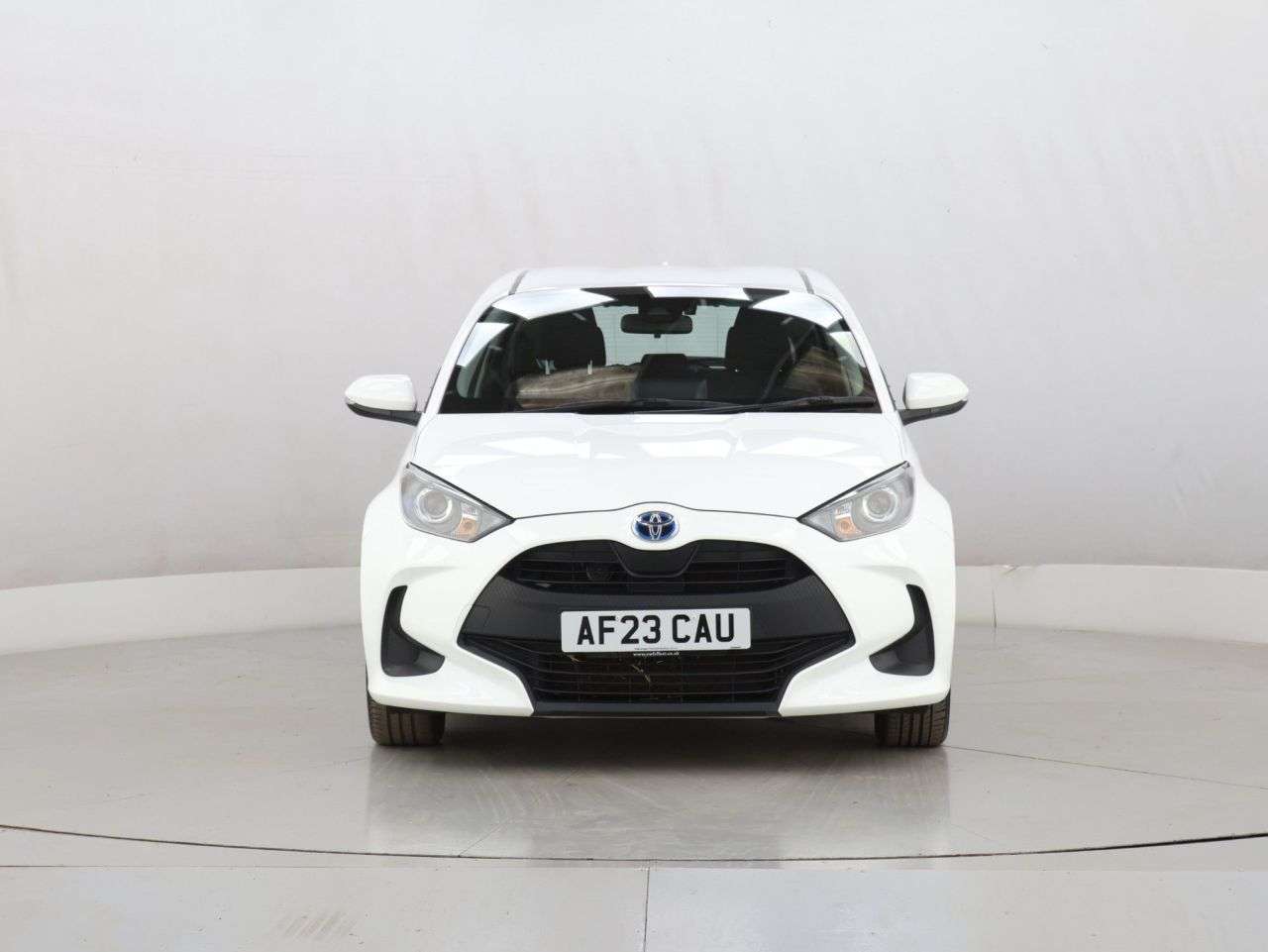 A 2023 TOYOTA YARIS 1.5 VVT-h Icon Hatchback 5dr Petrol Hybrid E-CVT Euro 6 (s/s) (116 ps) A 2023 TOYOTA YARIS 1.5 VVT-h Icon Hatchback 5dr Petrol Hybrid E-CVT Euro 6 (s/s) (116 ps)