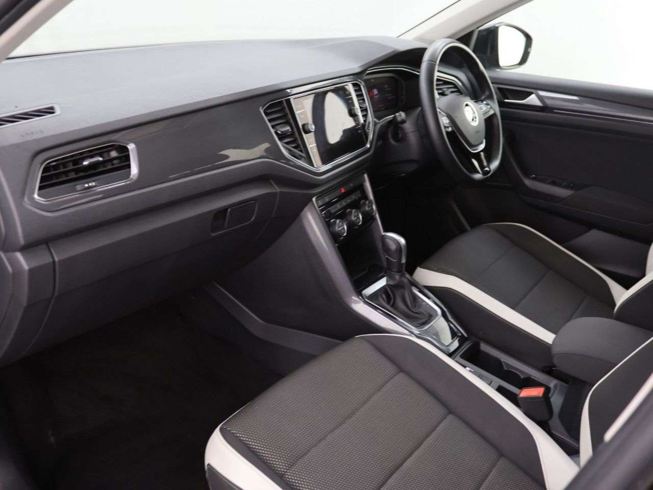 2022 VOLKSWAGEN T-ROC 2022 VOLKSWAGEN T-ROC