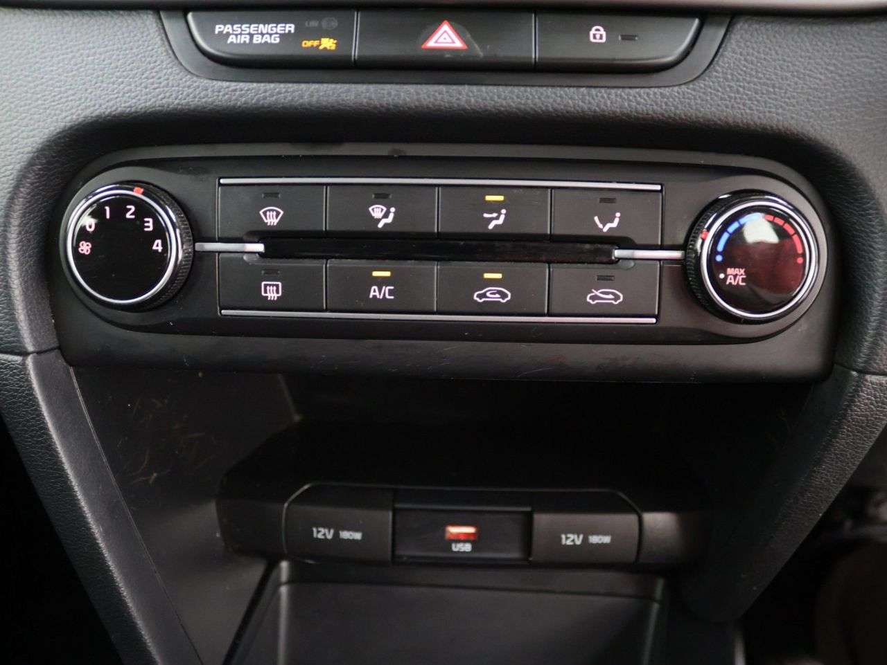 2022 KIA XCEED 2022 KIA XCEED