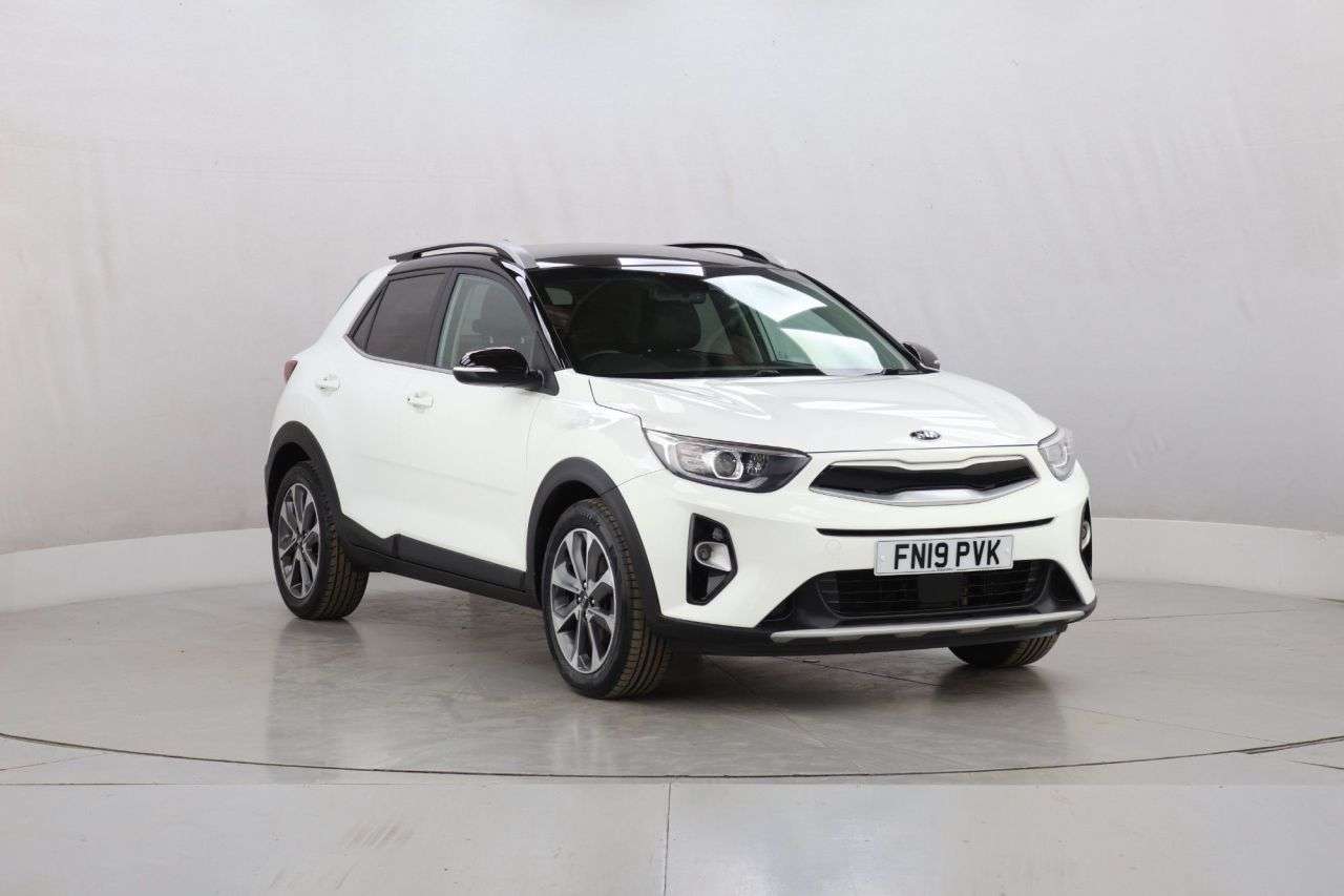 A 2019 KIA STONIC 1.0 T-GDi 4 SUV 5dr Petrol Manual Euro 6 (s/s) (118 bhp) A 2019 KIA STONIC 1.0 T-GDi 4 SUV 5dr Petrol Manual Euro 6 (s/s) (118 bhp)