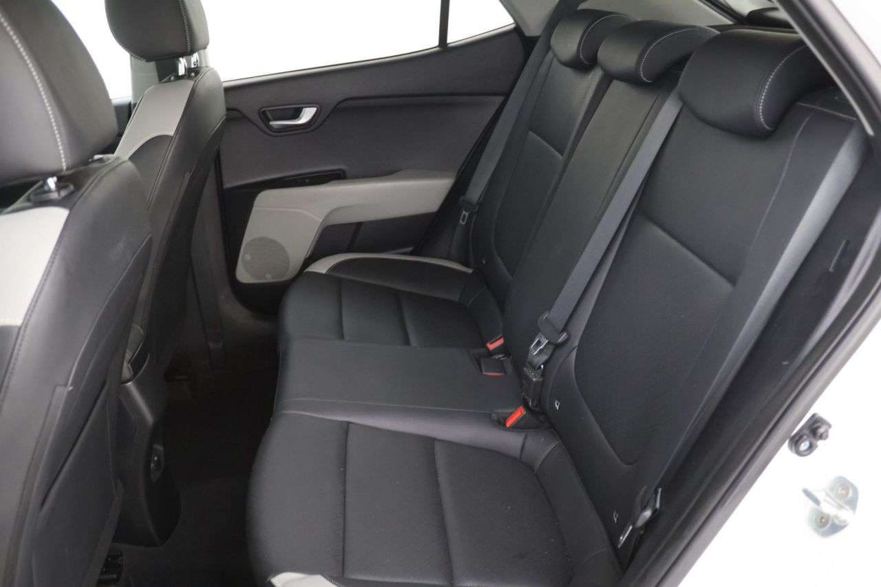 2019 KIA STONIC 2019 KIA STONIC