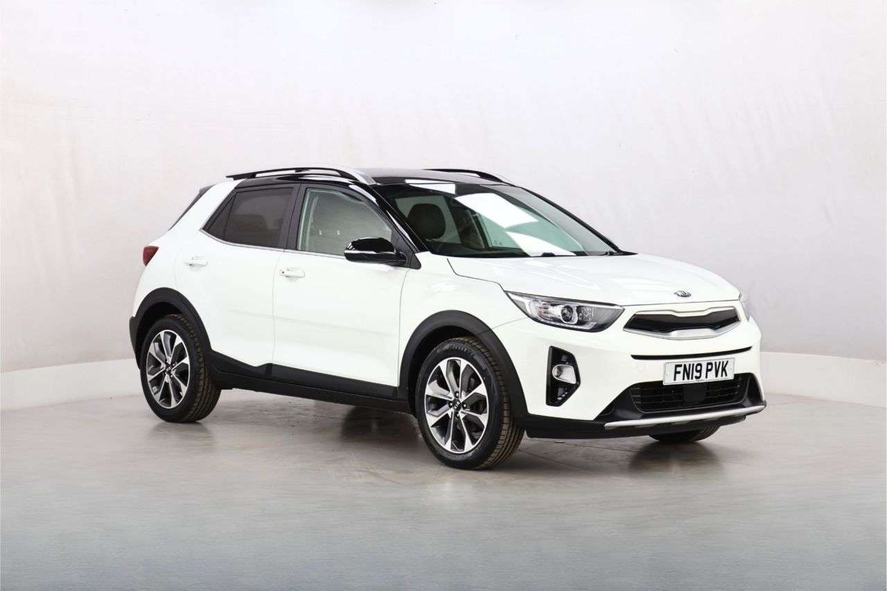 A 2019 KIA STONIC 1.0 T-GDi 4 SUV 5dr Petrol Manual Euro 6 (s/s) (118 bhp) A 2019 KIA STONIC 1.0 T-GDi 4 SUV 5dr Petrol Manual Euro 6 (s/s) (118 bhp)