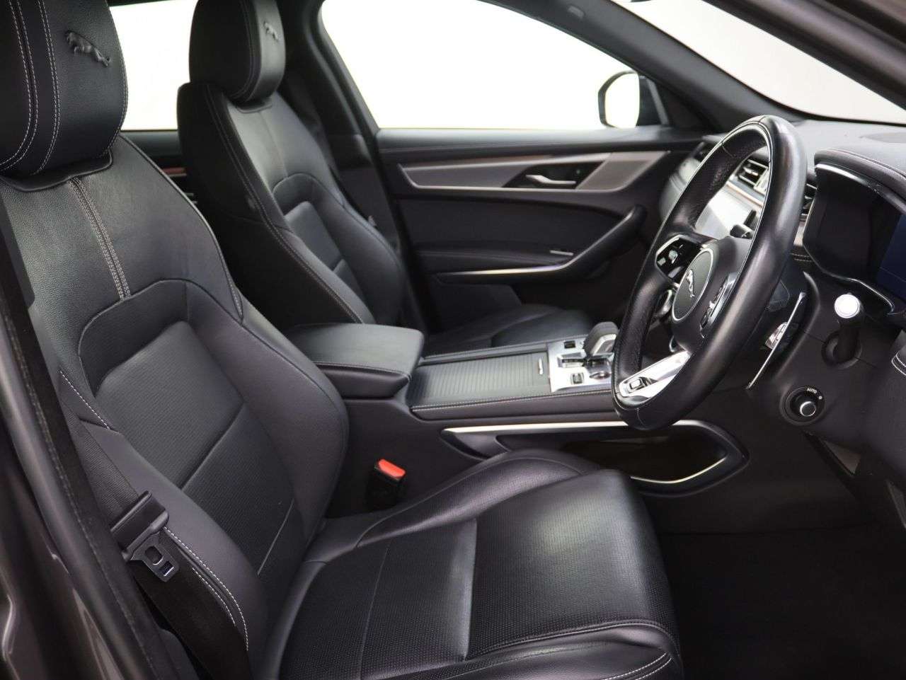 2022 JAGUAR F-PACE 2022 JAGUAR F-PACE