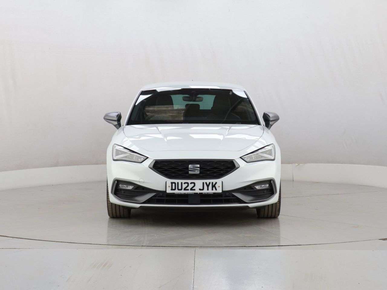 A 2022 SEAT LEON 1.5 TSI EVO FR Sport Hatchback 5dr Petrol Manual Euro 6 (s/s) (150 ps) A 2022 SEAT LEON 1.5 TSI EVO FR Sport Hatchback 5dr Petrol Manual Euro 6 (s/s) (150 ps)