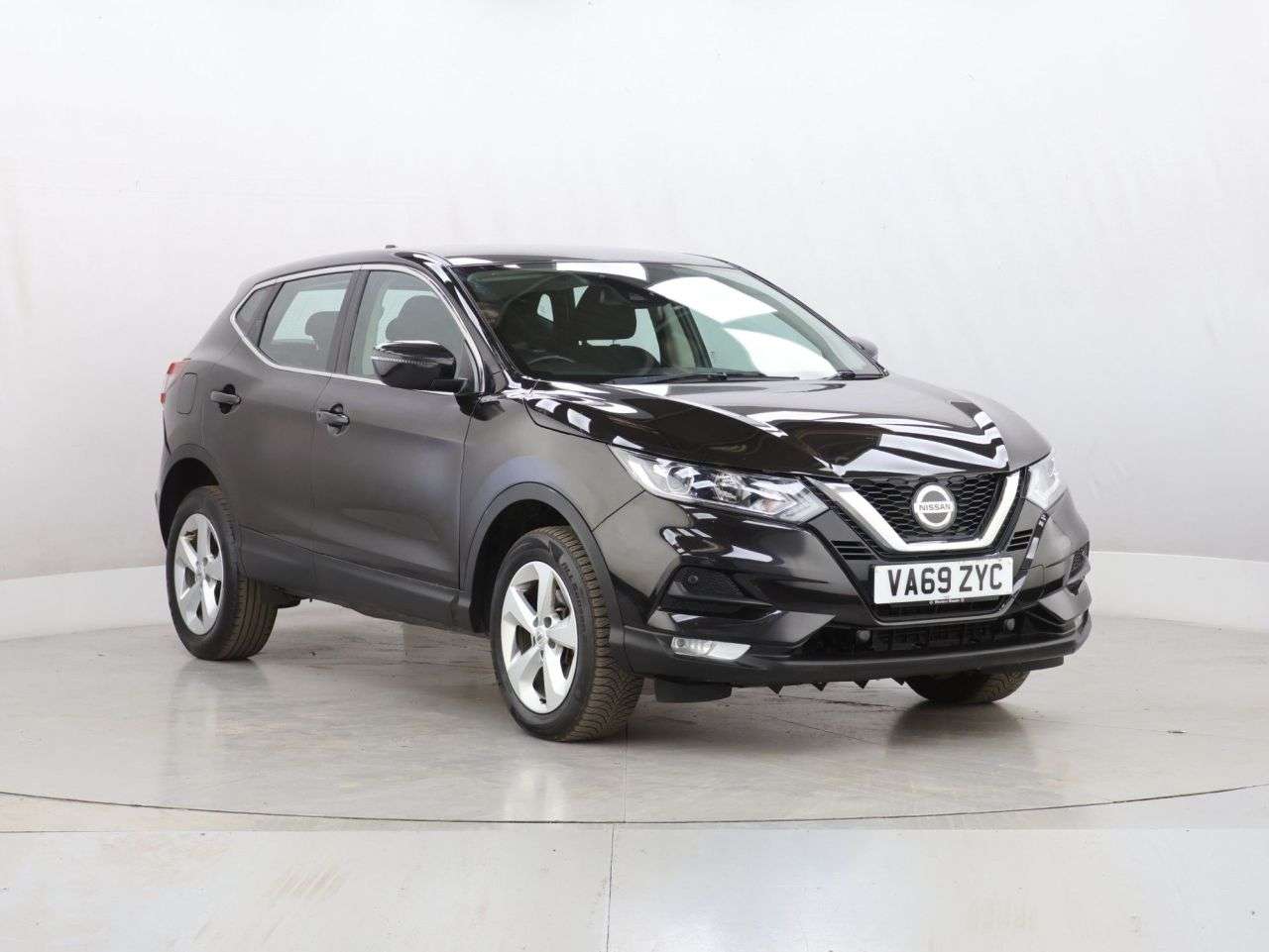 A 2020 NISSAN QASHQAI 1.3 DIG-T Acenta Premium SUV 5dr Petrol Manual Euro 6 (s/s) (140 ps) A 2020 NISSAN QASHQAI 1.3 DIG-T Acenta Premium SUV 5dr Petrol Manual Euro 6 (s/s) (140 ps)