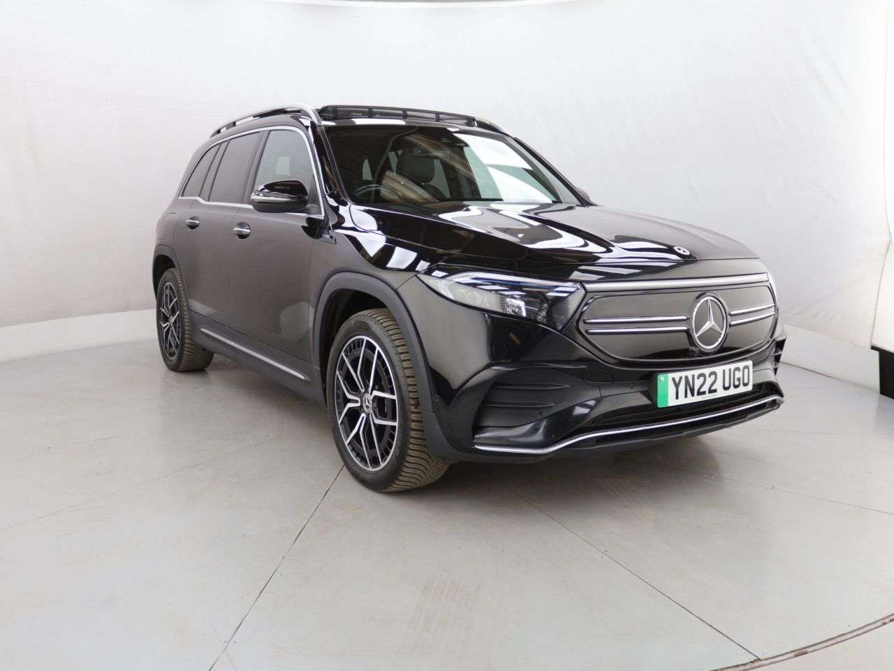 A 2022 MERCEDES-BENZ EQB EQB 350 66.5kWh AMG Line (Premium) SUV 5dr Electric Auto 4MATIC (292 ps) A 2022 MERCEDES-BENZ EQB EQB 350 66.5kWh AMG Line (Premium) SUV 5dr Electric Auto 4MATIC (292 ps)
