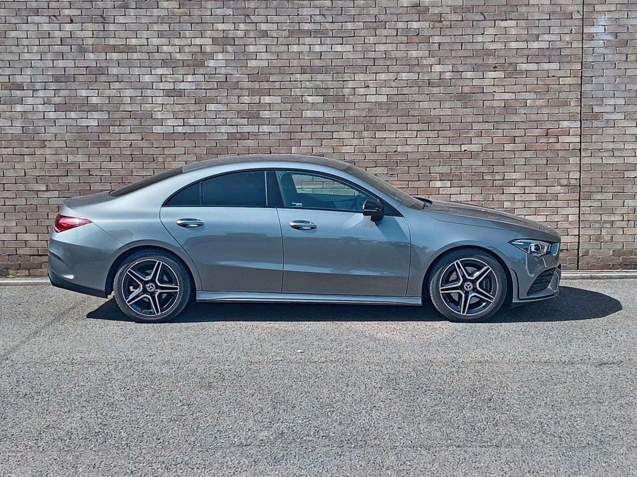 A 2023 MERCEDES-BENZ CLA CLASS 1.3 CLA200 AMG Line (Premium) Coupe 4dr Petrol 7G-DCT Euro 6 (s/s) (163 ps) A 2023 MERCEDES-BENZ CLA CLASS 1.3 CLA200 AMG Line (Premium) Coupe 4dr Petrol 7G-DCT Euro 6 (s/s) (163 ps)