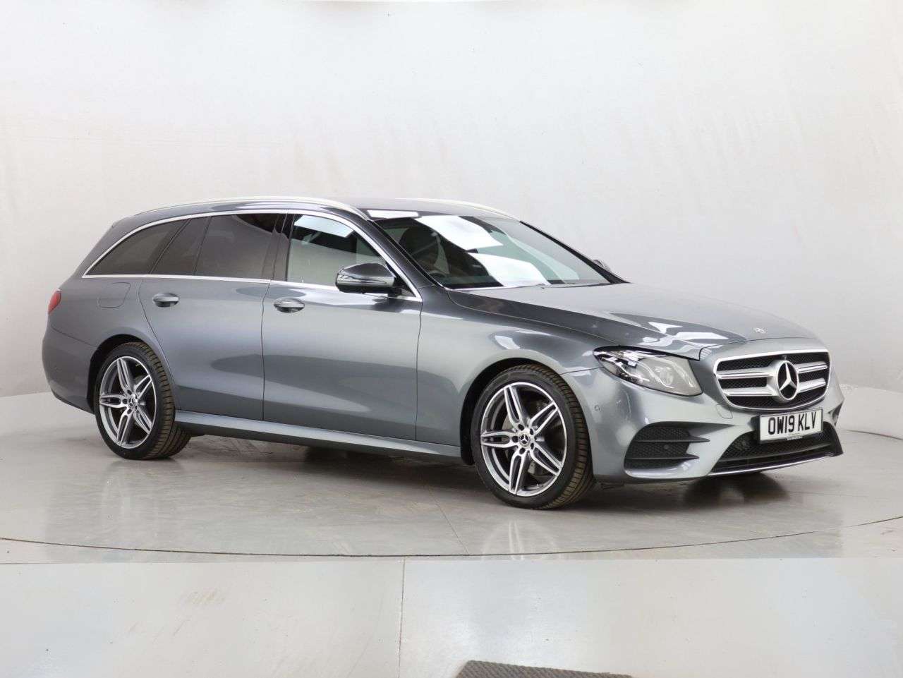 A 2019 MERCEDES-BENZ E CLASS 2.0 E220d AMG Line Estate 5dr Diesel G-Tronic+ Euro 6 (s/s) (194 ps) A 2019 MERCEDES-BENZ E CLASS 2.0 E220d AMG Line Estate 5dr Diesel G-Tronic+ Euro 6 (s/s) (194 ps)
