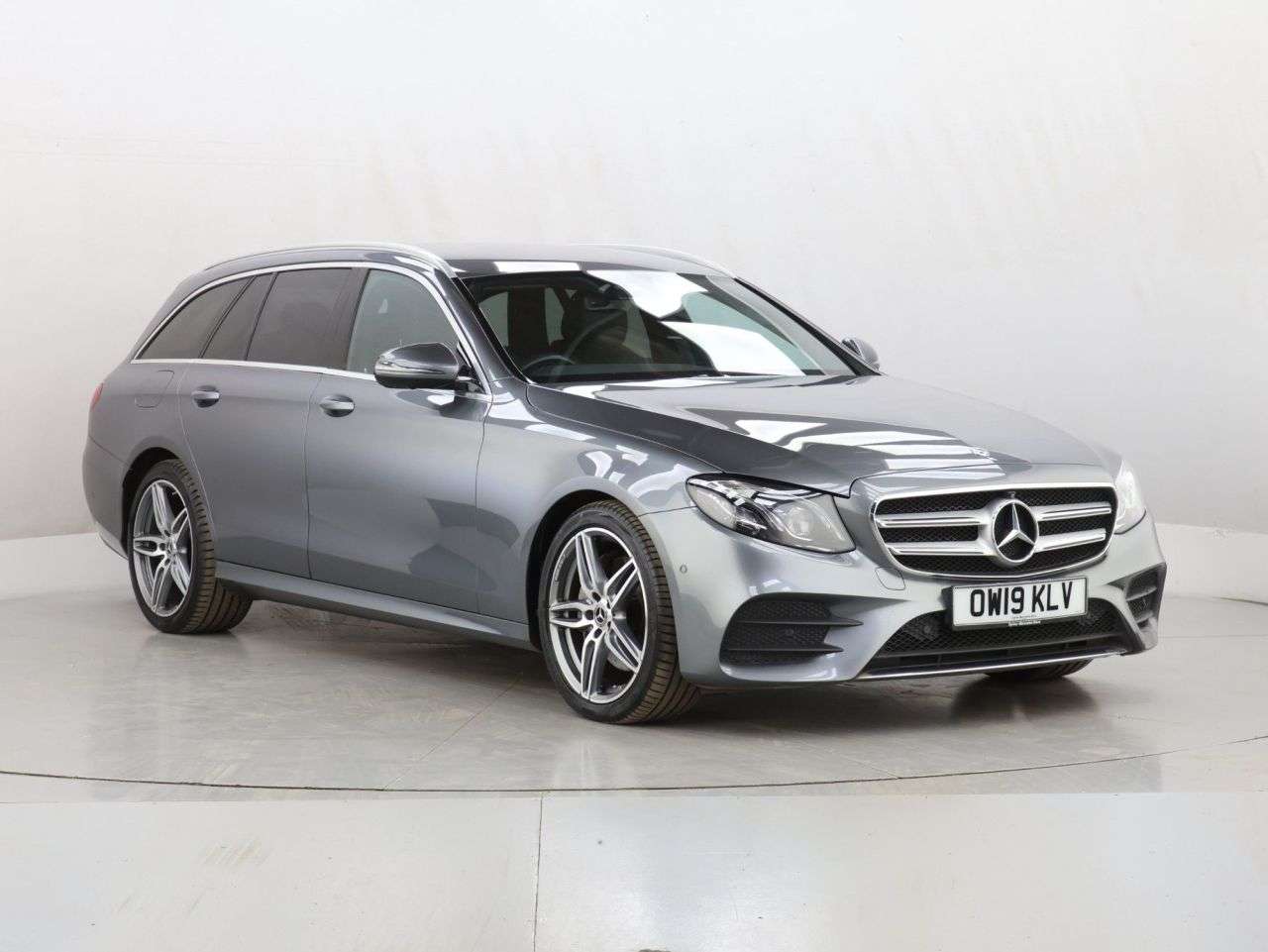 A 2019 MERCEDES-BENZ E CLASS 2.0 E220d AMG Line Estate 5dr Diesel G-Tronic+ Euro 6 (s/s) (194 ps) A 2019 MERCEDES-BENZ E CLASS 2.0 E220d AMG Line Estate 5dr Diesel G-Tronic+ Euro 6 (s/s) (194 ps)