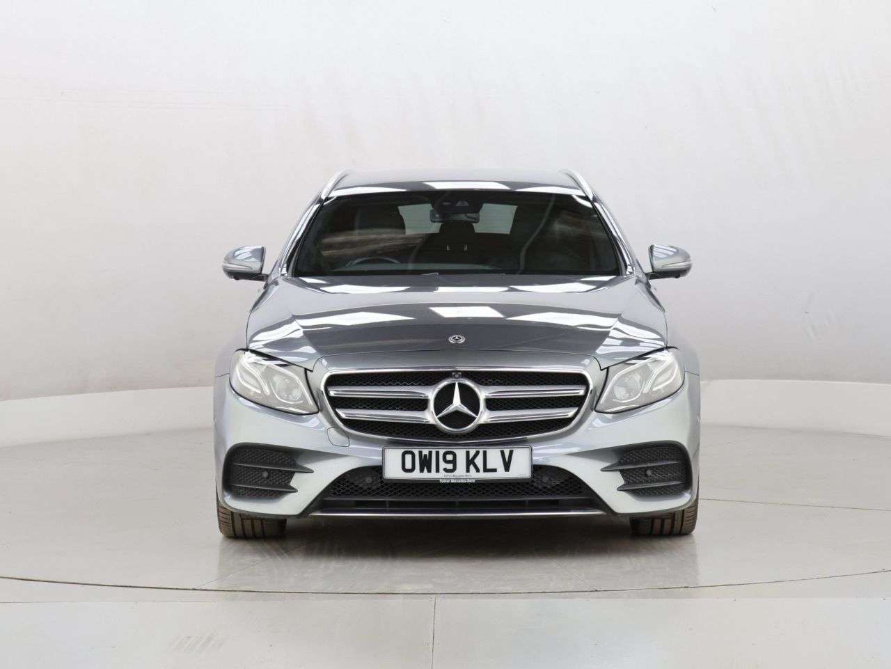 A 2019 MERCEDES-BENZ E CLASS 2.0 E220d AMG Line Estate 5dr Diesel G-Tronic+ Euro 6 (s/s) (194 ps) A 2019 MERCEDES-BENZ E CLASS 2.0 E220d AMG Line Estate 5dr Diesel G-Tronic+ Euro 6 (s/s) (194 ps)