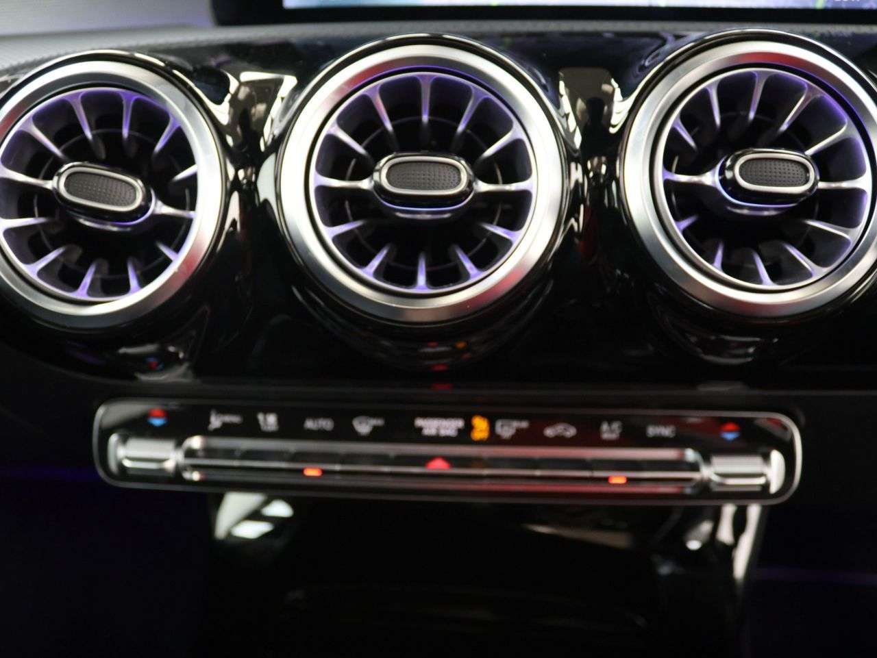 2022 MERCEDES-BENZ A CLASS 2022 MERCEDES-BENZ A CLASS