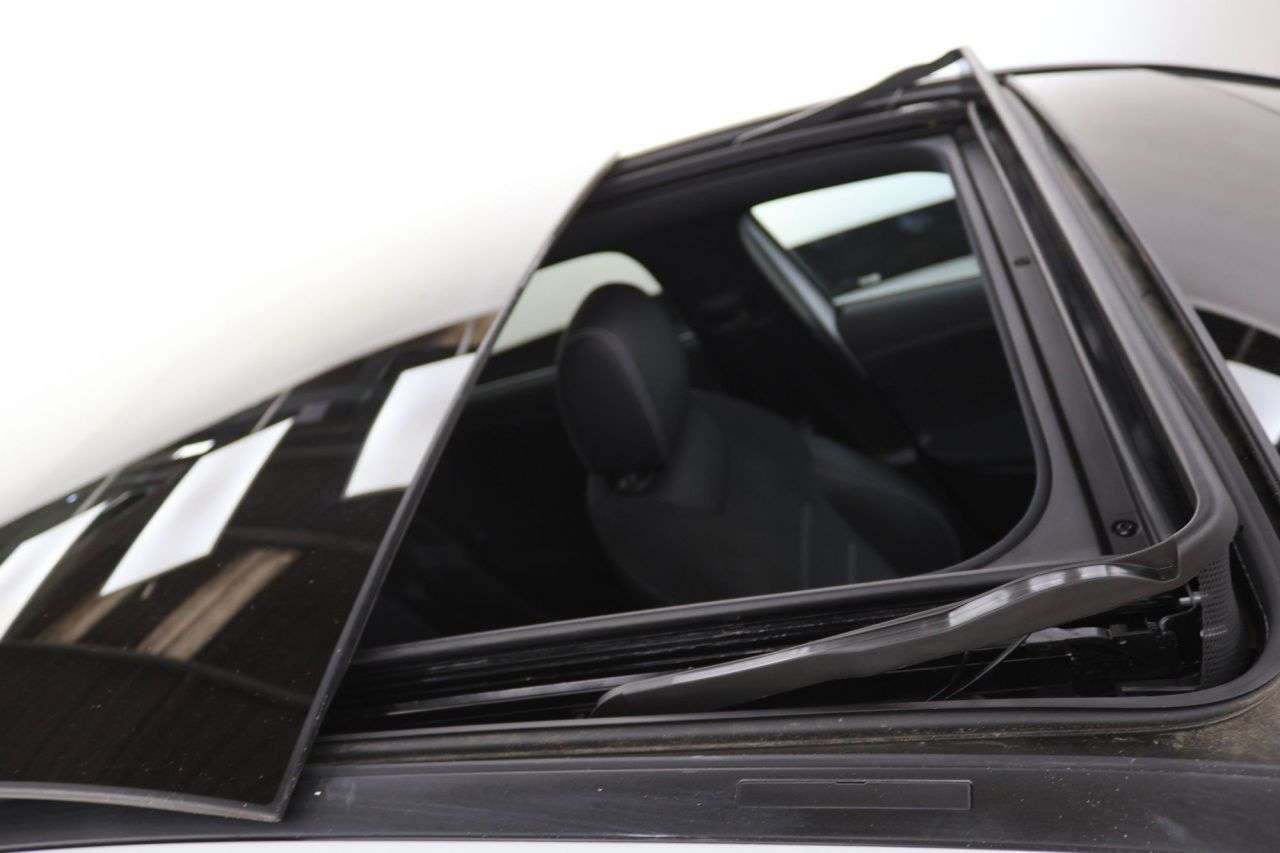 A 2022 MERCEDES-BENZ A CLASS 2.0 A200d AMG Line Edition (Premium Plus) Saloon 4dr Diesel 8G-DCT Euro 6 ( A 2022 MERCEDES-BENZ A CLASS 2.0 A200d AMG Line Edition (Premium Plus) Saloon 4dr Diesel 8G-DCT Euro 6 (