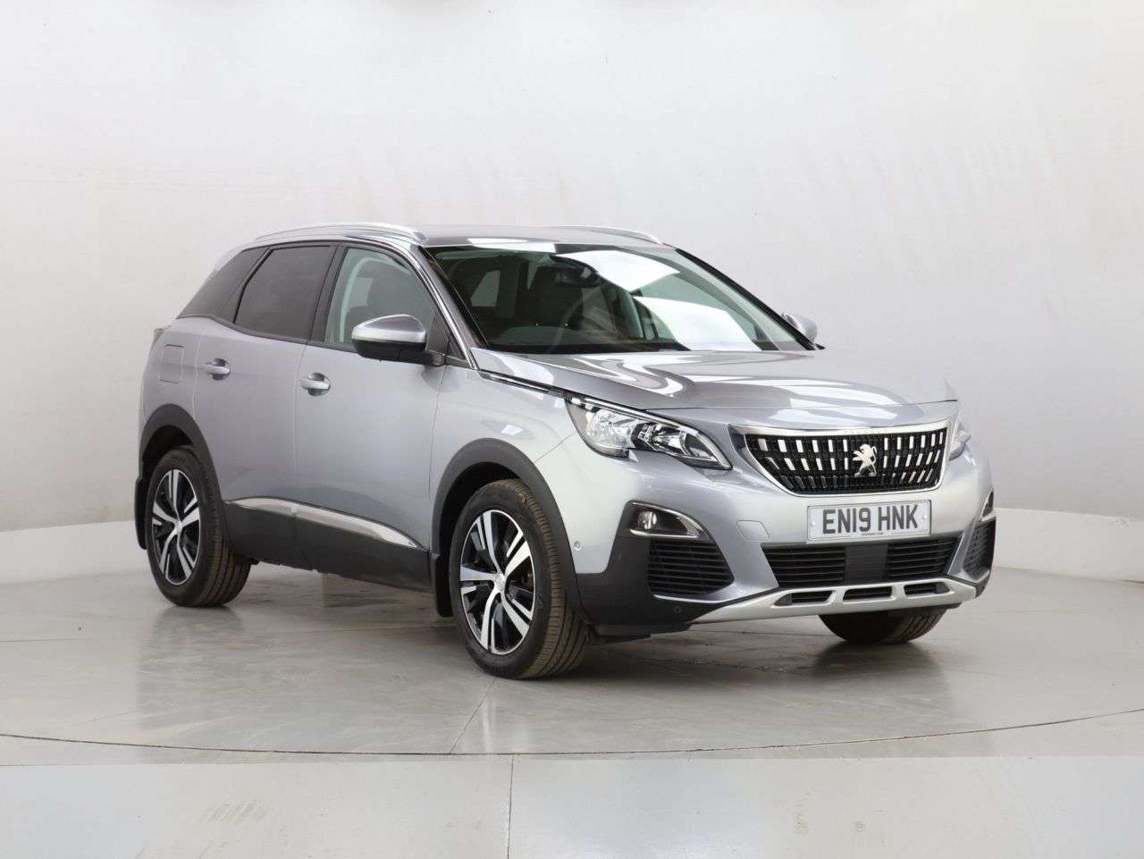 A 2019 PEUGEOT 3008 PURETECH S/S ALLURE A 2019 PEUGEOT 3008 PURETECH S/S ALLURE