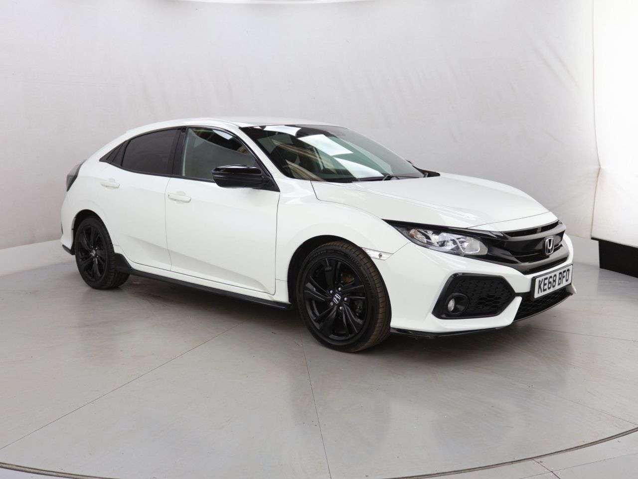 A 2018 HONDA CIVIC 1.0 VTEC Turbo Sport Line Hatchback 5dr Petrol Manual Euro 6 (s/s) (126 ps) A 2018 HONDA CIVIC 1.0 VTEC Turbo Sport Line Hatchback 5dr Petrol Manual Euro 6 (s/s) (126 ps)