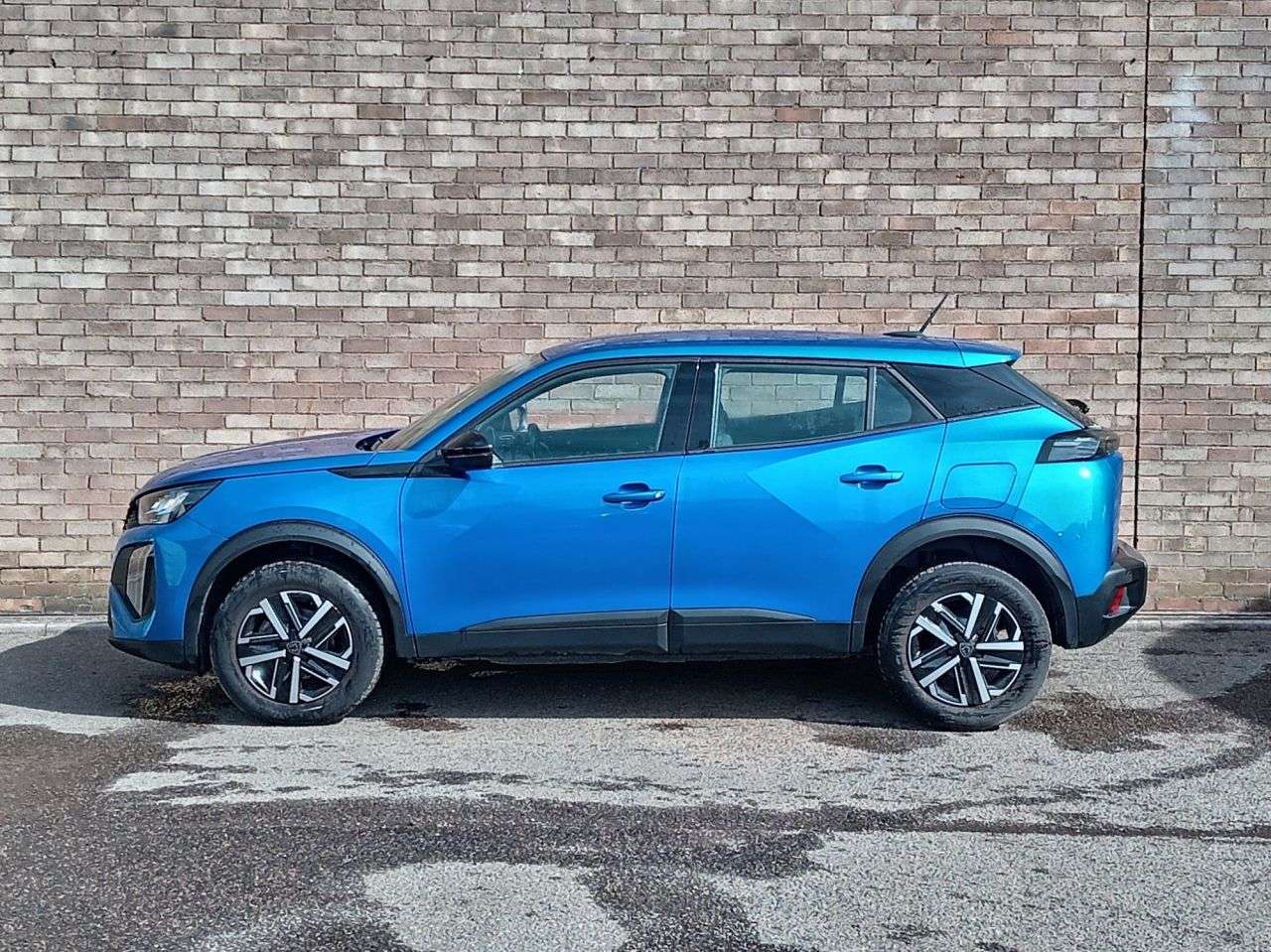 A 2023 PEUGEOT 2008 1.2 PureTech Active SUV 5dr Petrol Manual Euro 6 (s/s) (100 ps) A 2023 PEUGEOT 2008 1.2 PureTech Active SUV 5dr Petrol Manual Euro 6 (s/s) (100 ps)