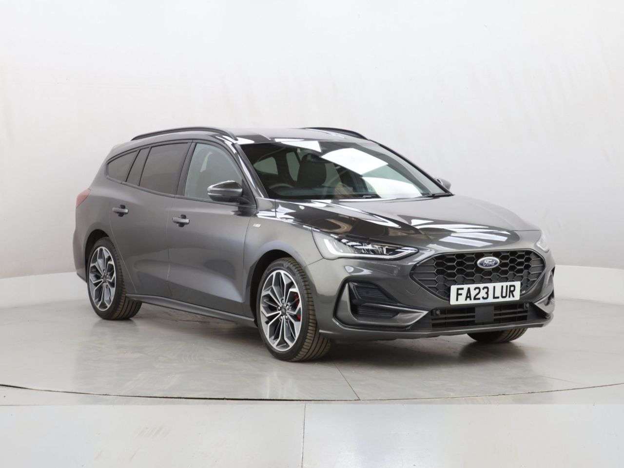 A 2023 FORD FOCUS 1.0T EcoBoost MHEV ST-Line X Estate 5dr Petrol Hybrid DCT Euro 6 (s/s) (155 A 2023 FORD FOCUS 1.0T EcoBoost MHEV ST-Line X Estate 5dr Petrol Hybrid DCT Euro 6 (s/s) (155