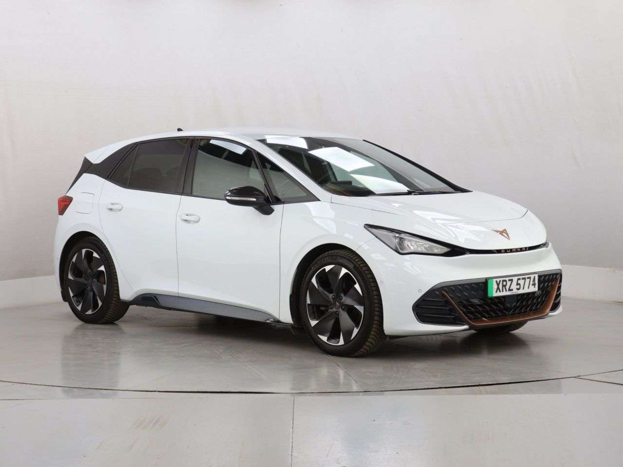 A 2022 CUPRA BORN 58kWh V2 Hatchback 5dr Electric Auto (204 ps) A 2022 CUPRA BORN 58kWh V2 Hatchback 5dr Electric Auto (204 ps)