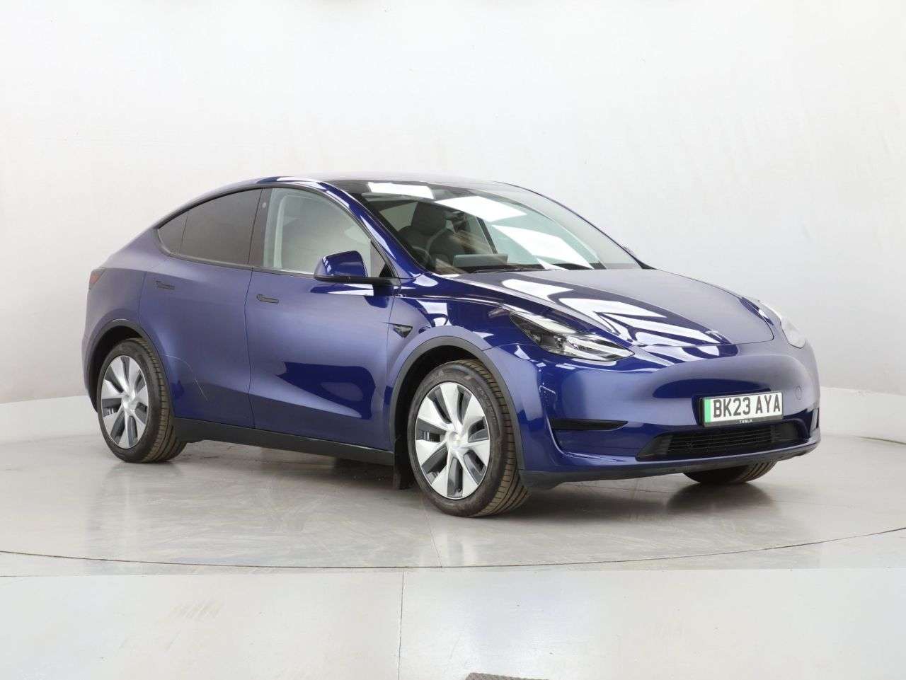 A 2023 TESLA MODEL Y SUV 5dr Electric Auto RWD (346 ps) A 2023 TESLA MODEL Y SUV 5dr Electric Auto RWD (346 ps)