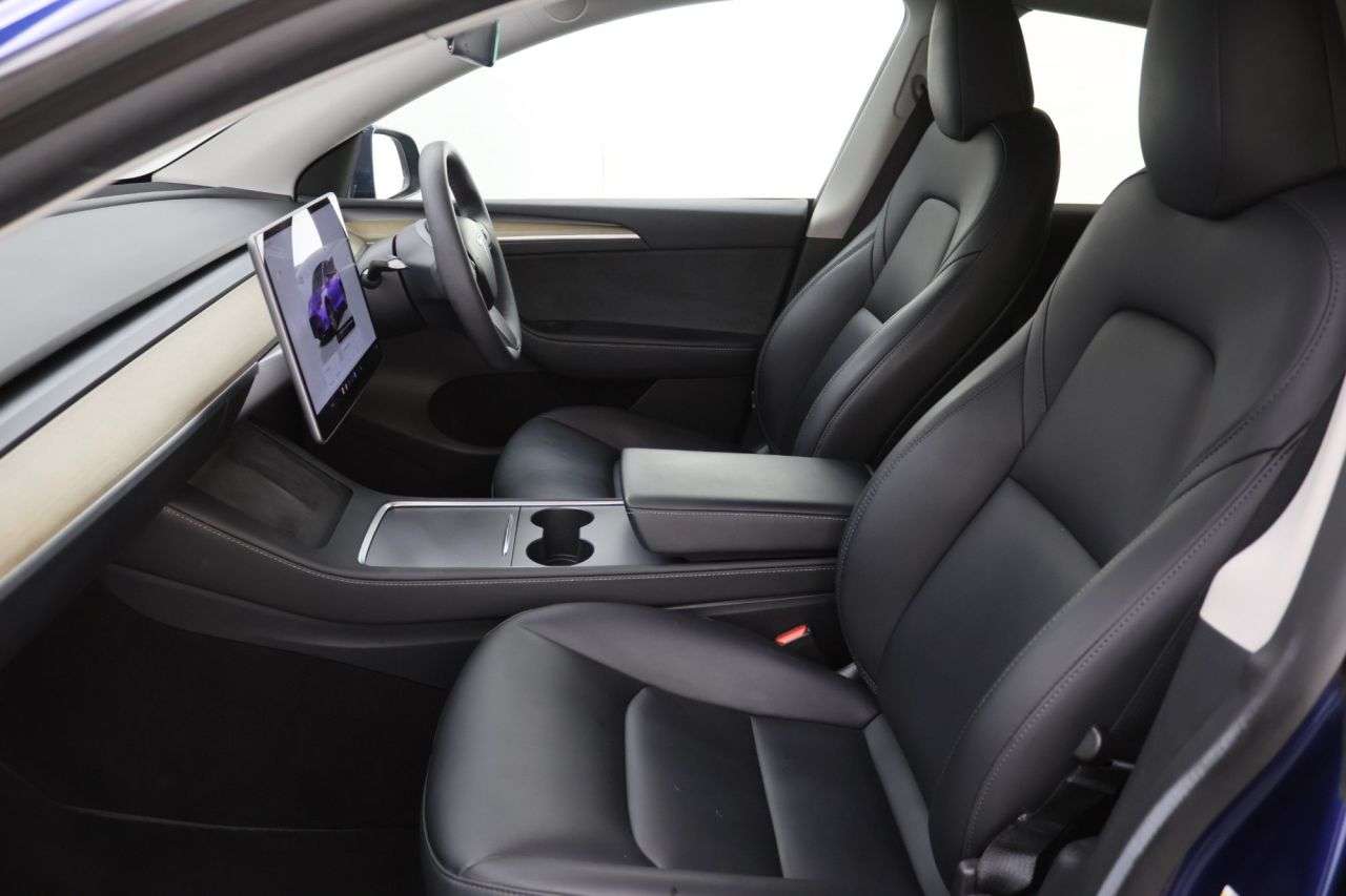 2023 TESLA MODEL Y 2023 TESLA MODEL Y