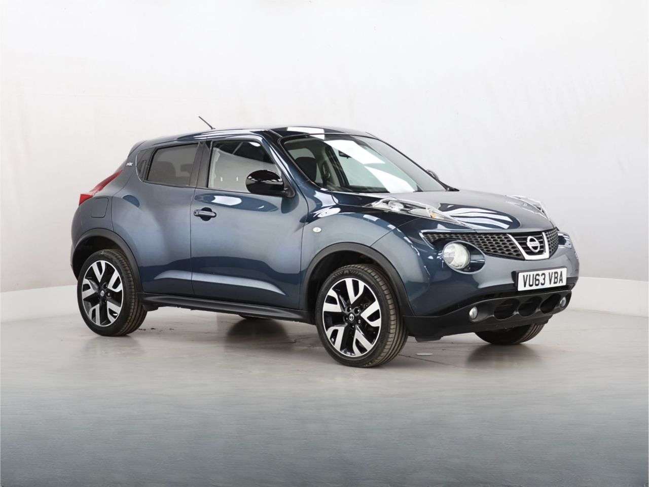 A 2013 NISSAN JUKE 1.6 n-tec SUV 5dr Petrol Manual Euro 5 (17in Alloy) (117 ps) A 2013 NISSAN JUKE 1.6 n-tec SUV 5dr Petrol Manual Euro 5 (17in Alloy) (117 ps)