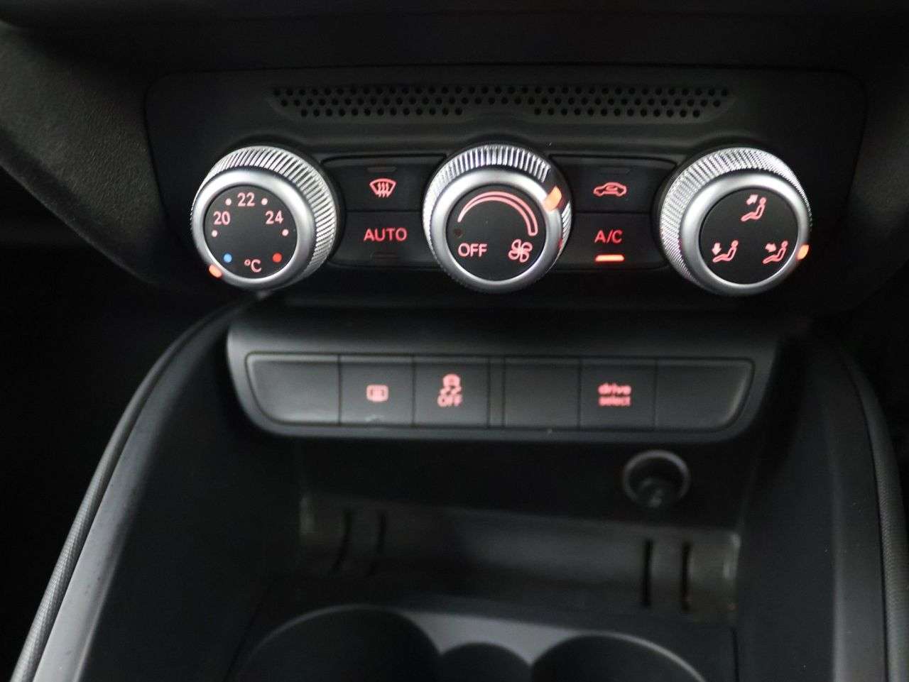2016 AUDI S1 2016 AUDI S1