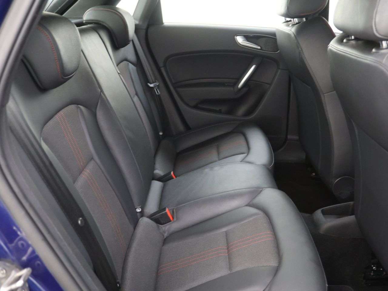 2016 AUDI S1 2016 AUDI S1