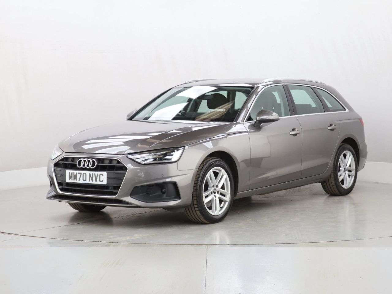 2021 AUDI A4 AVANT 2021 AUDI A4 AVANT